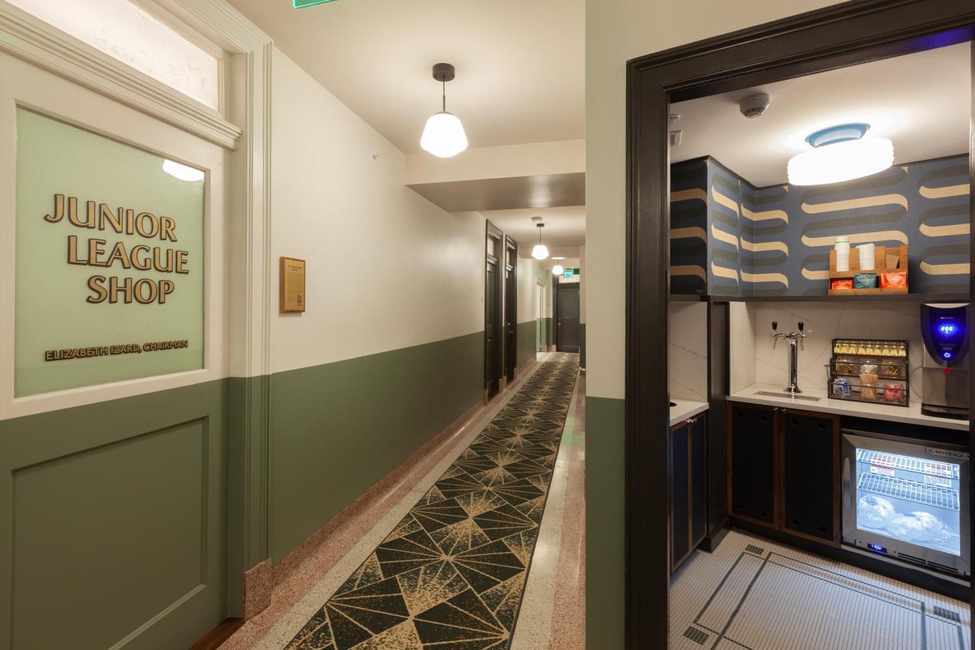 The Flat Iron Hotel Asheville Exterior photo